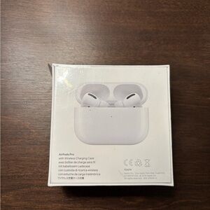 Apple AirPods Pro with Wireless Charging Case - White